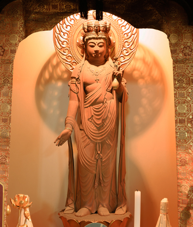 観音堂 十一面観世音菩薩の写真